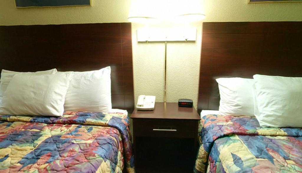 Americas Best Value Inn Newton Oda fotoğraf
