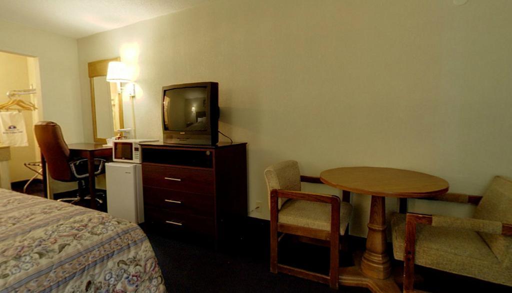 Americas Best Value Inn Newton Oda fotoğraf